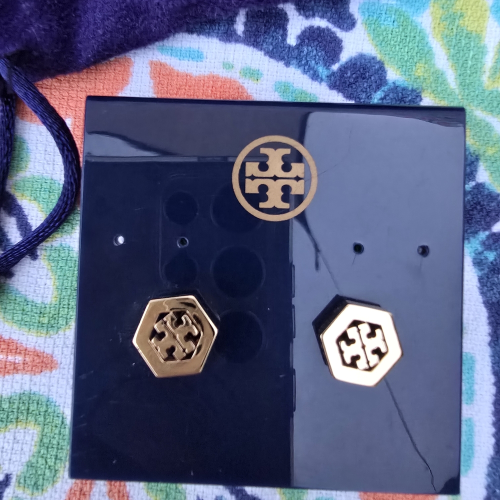 Tory Burch Gold Hexagonal Logo Stud Earrings - Polished Gold Tone - Picture 5 of 9
